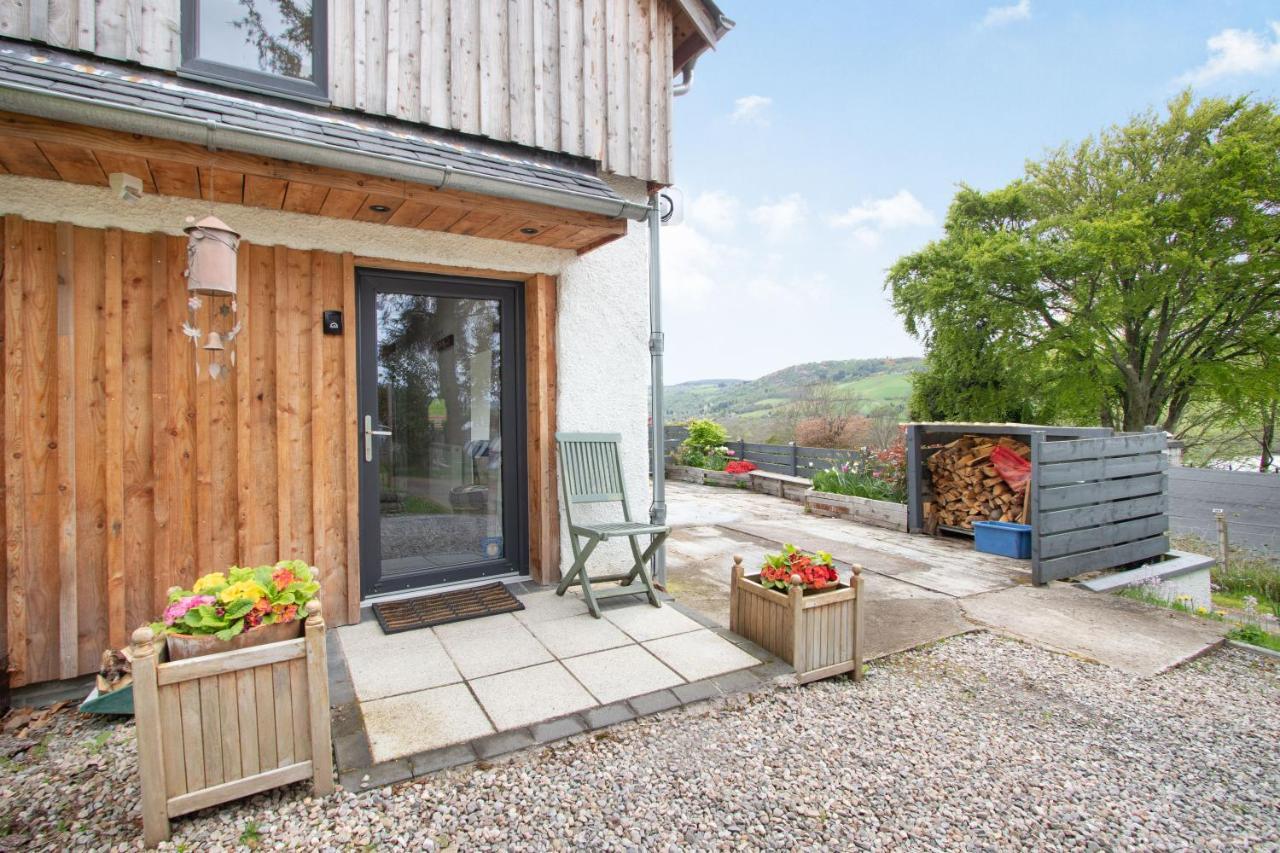 Urquhart Bay Croft Villa Drumnadrochit Exterior photo